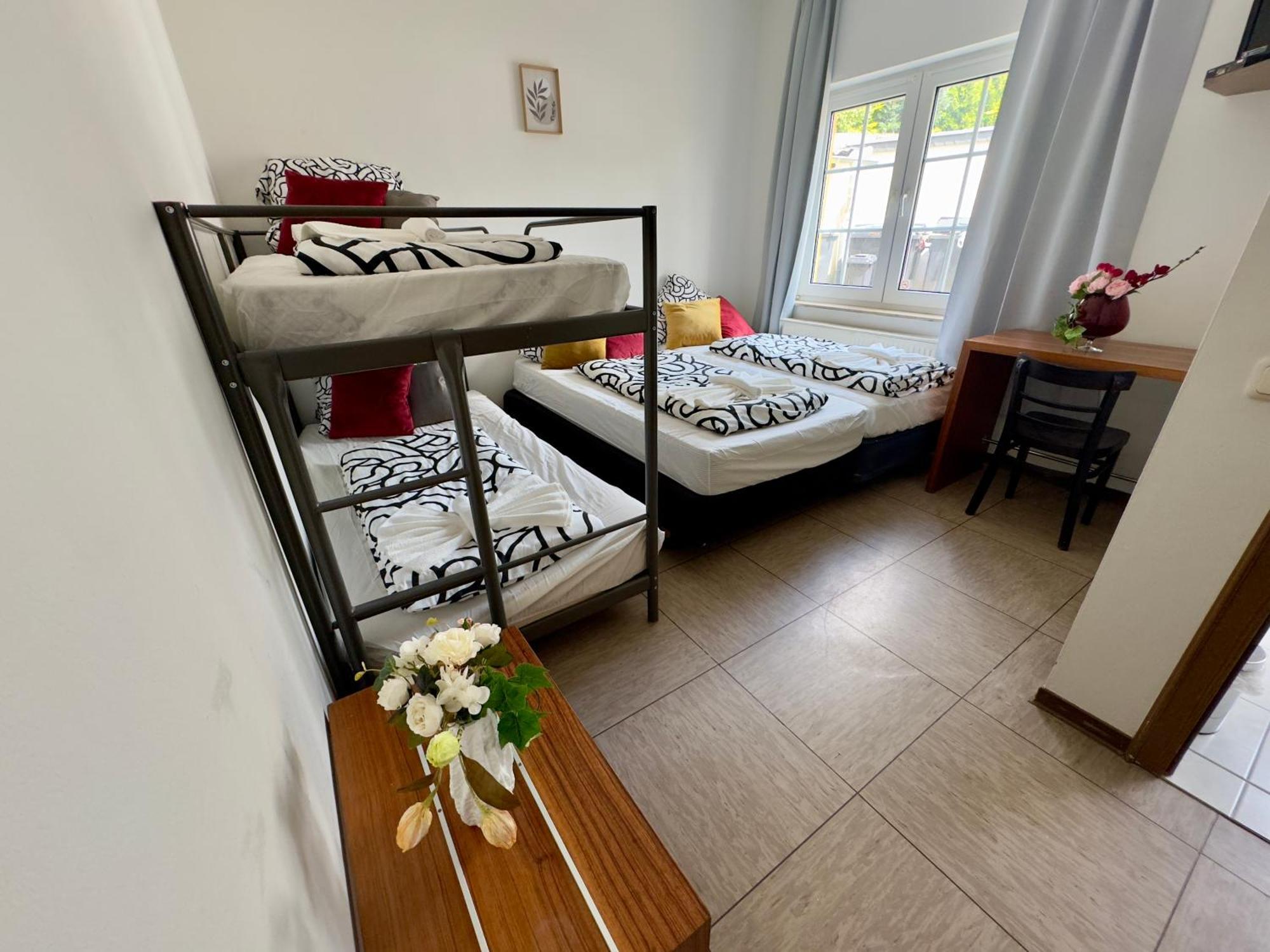 Hotel Moji 3 Landhaus Koeln Lindlar Ngoại thất bức ảnh
