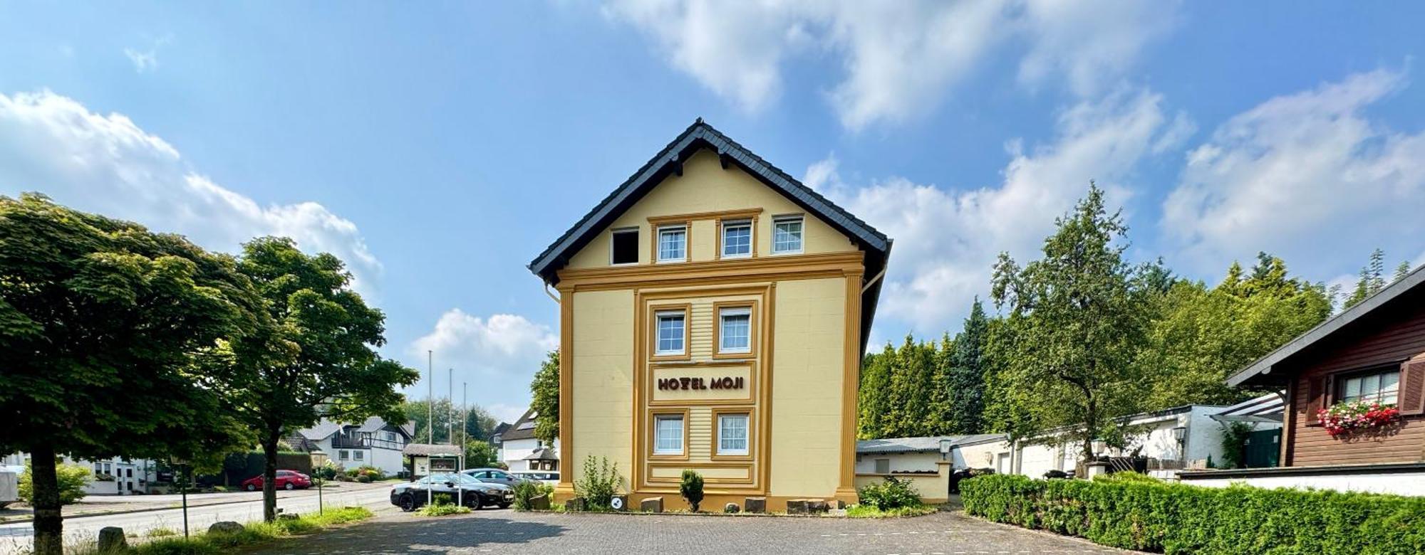 Hotel Moji 3 Landhaus Koeln Lindlar Ngoại thất bức ảnh